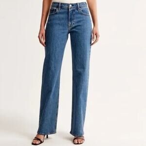 Women's Abercrombie and Fitch Jeans The Baggy Low-Rise 12/13
